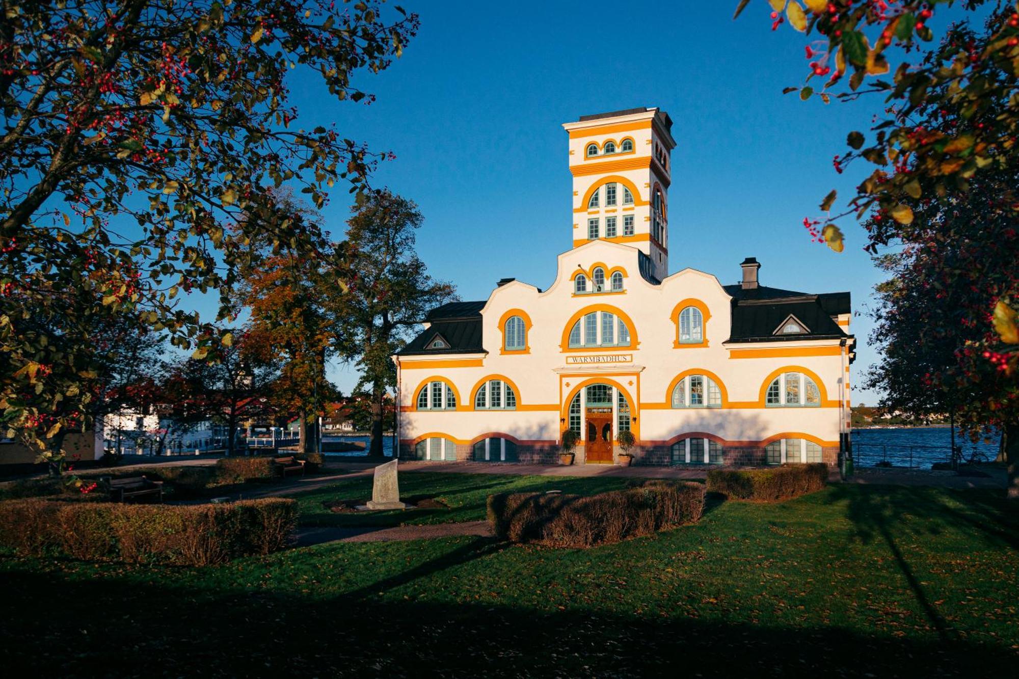 Slottsholmen Hotell Och Restaurang Västervik Exterior foto